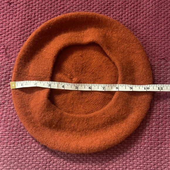 ARDENE Orange Beret - Picture 4 of 5